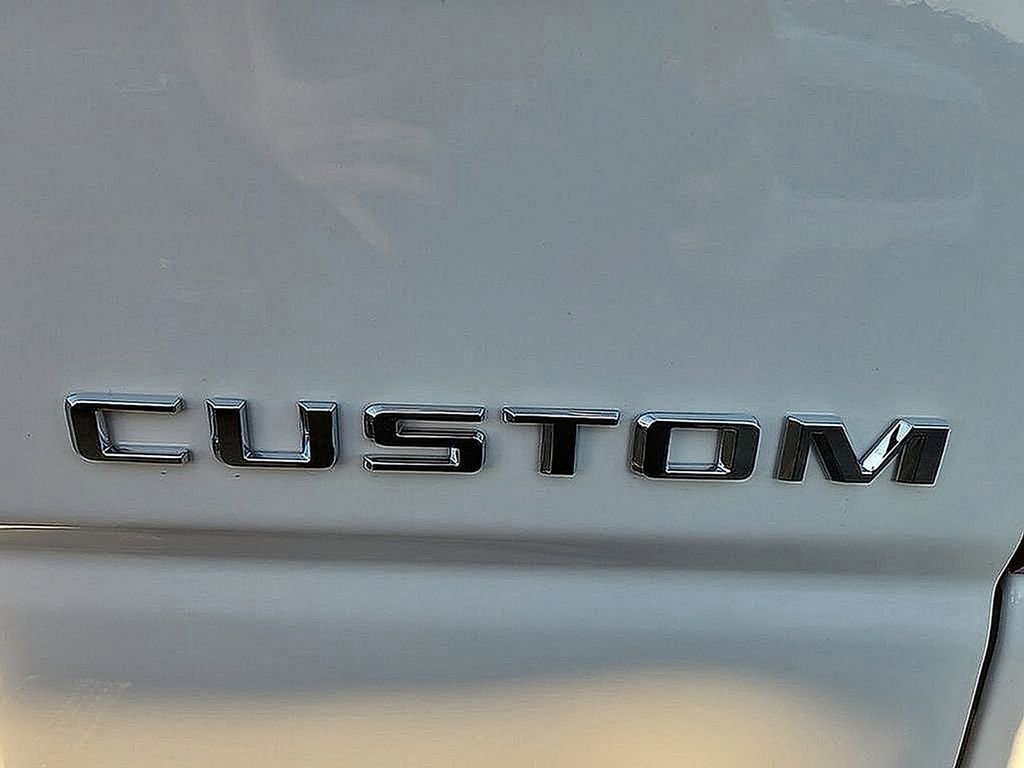 New 2025 Chevrolet Silverado 2500 Custom w/ Custom Value Package image 13