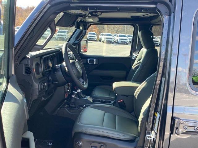 New 2026 Jeep Gladiator Mojave AWD/4WD image 15