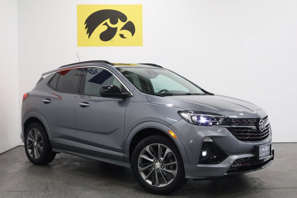 Used 2020 Buick Encore GX Essence w/ Experience Buick Package image 2