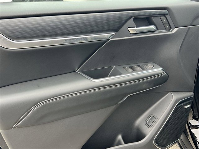 New 2025 GMC Acadia Elevation image 10