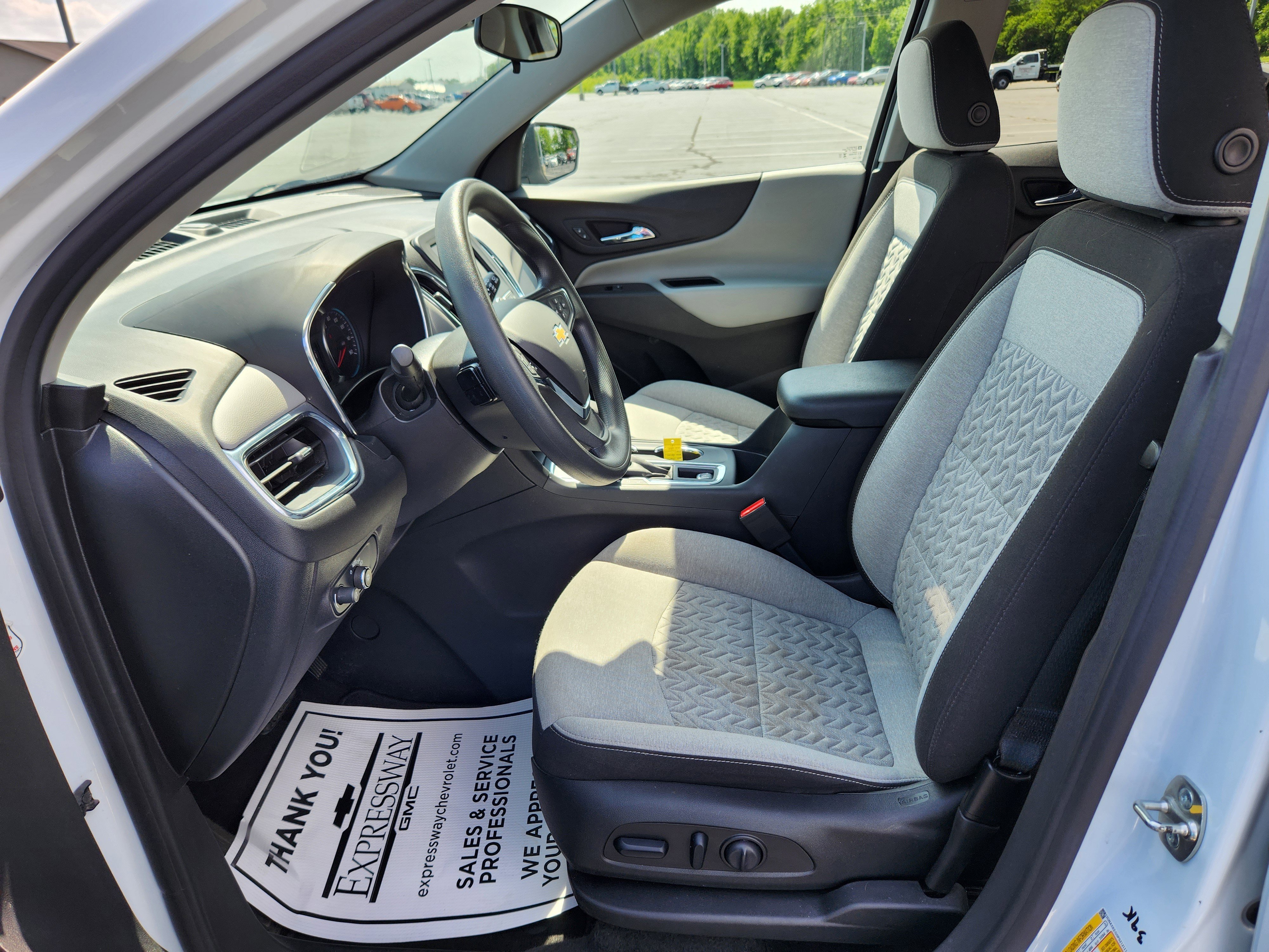 Used 2023 Chevrolet Equinox LT image 12