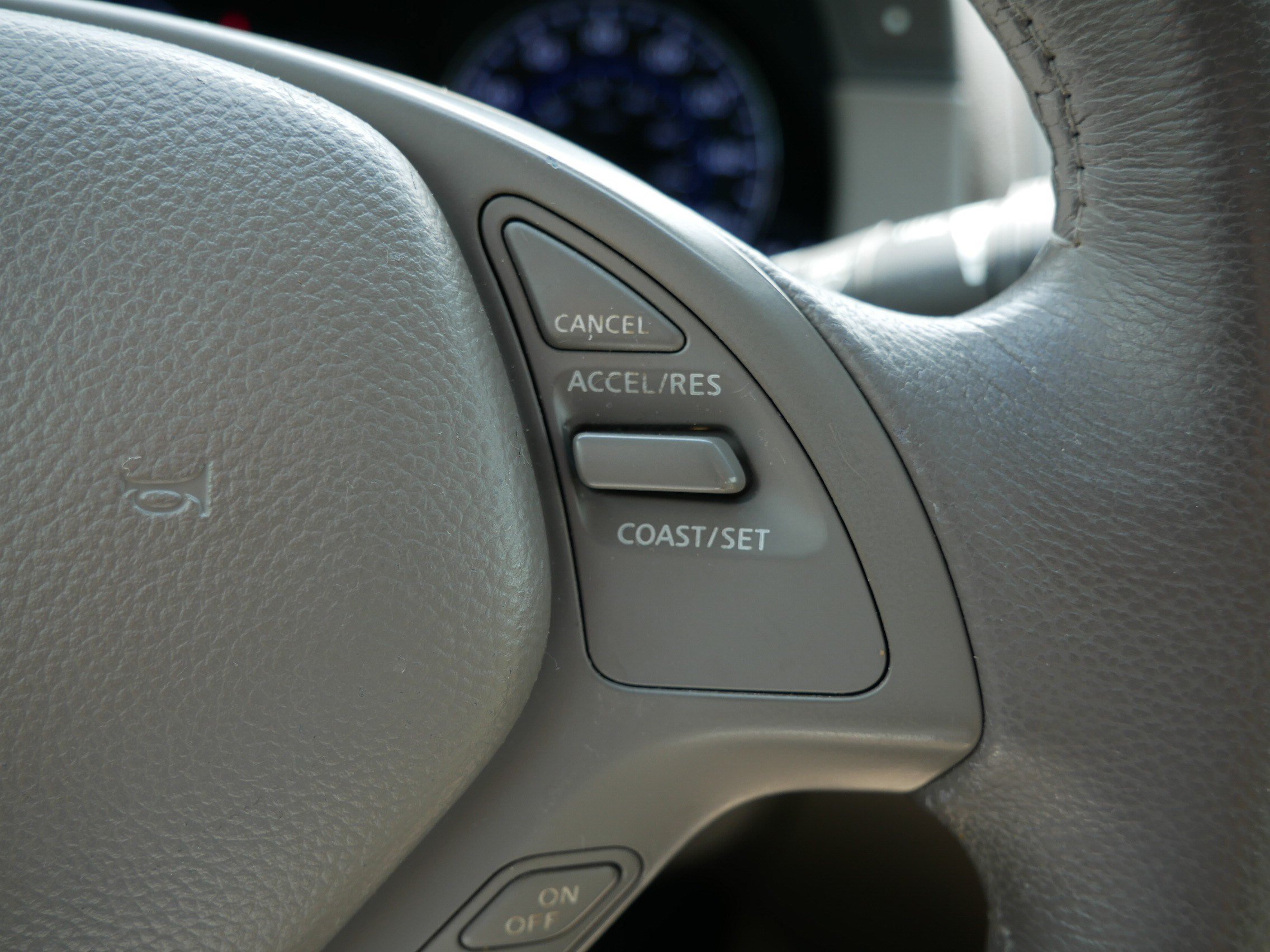Used 2010 INFINITI G37 x Sedan w/ Premium Pkg AWD/4WD image 29