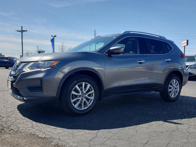 Used 2018 Nissan Rogue SV w/ Sun & Sound Touring Package AWD/4WD image 8