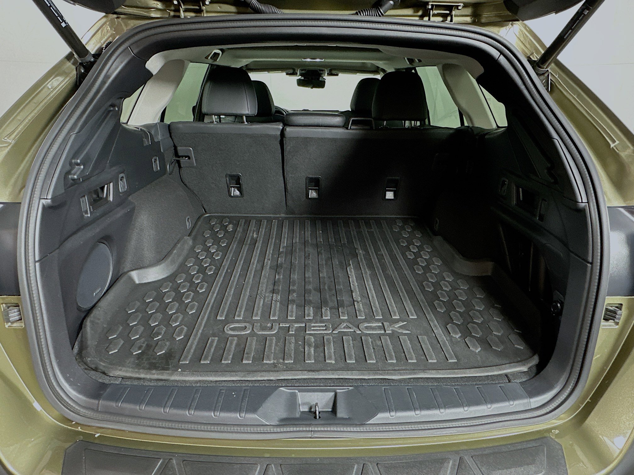 Used 2023 Subaru Outback Touring image 26