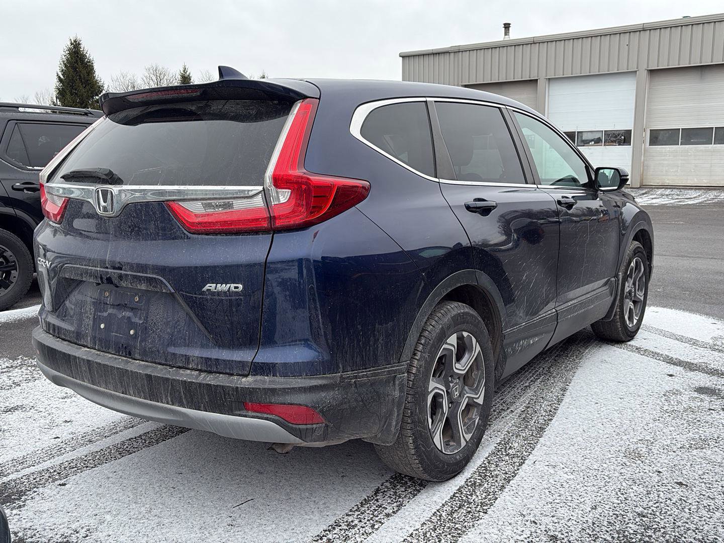 Used 2018 Honda CR-V EX image 3