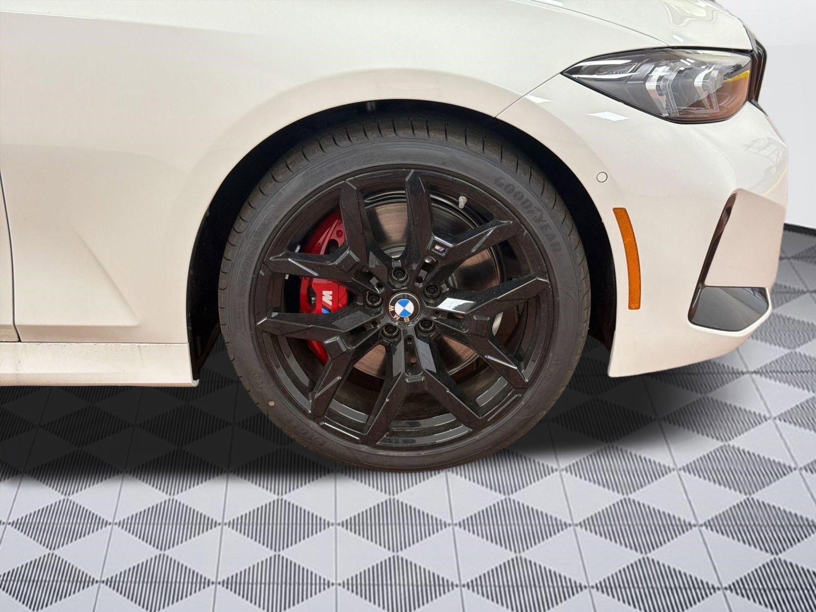 New 2026 BMW 330i xDrive Sedan w/ M Sport Package image 11