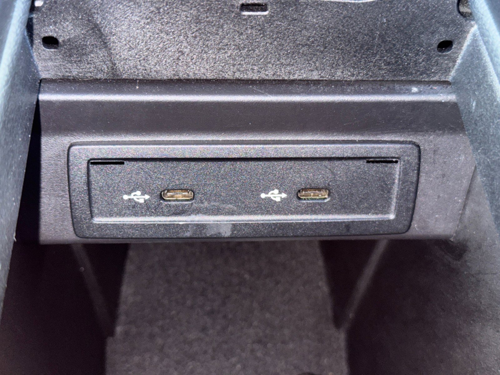 Used 2022 Mercedes-Benz EQB 350 4MATIC w/ Pinnacle Package image 32