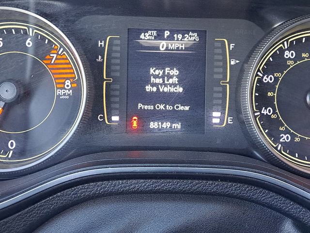 Used 2020 Jeep Cherokee Latitude Plus w/ Cold Weather Group image 11