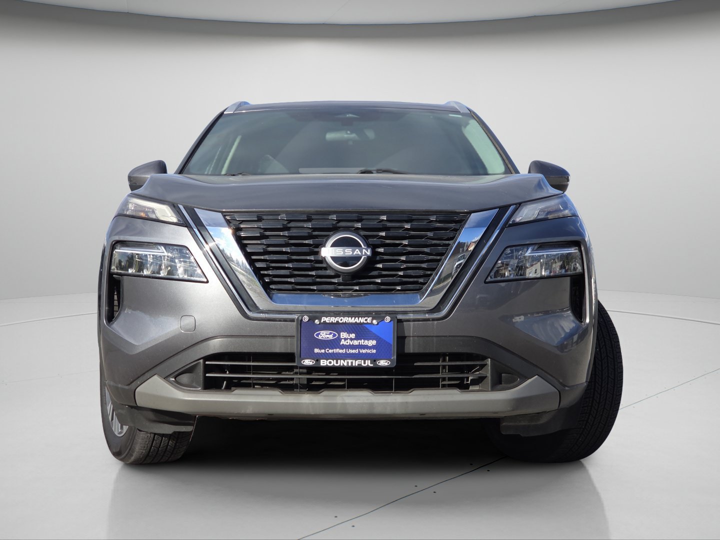Used 2023 Nissan Rogue SV w/ SV Premium Package AWD/4WD image 3
