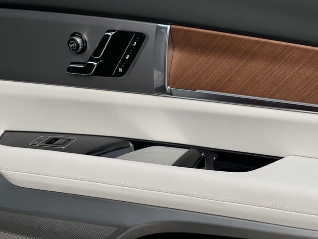 New 2026 Cadillac Vistiq Premium Luxury AWD/4WD image 24