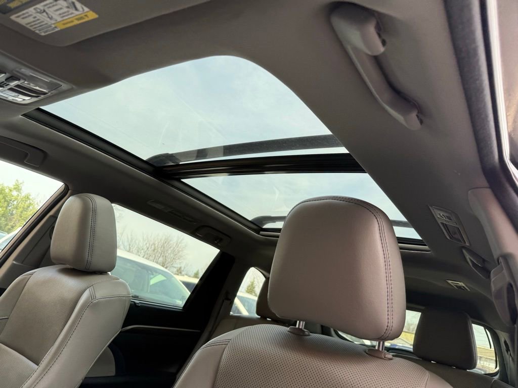 Used 2016 Toyota Highlander Limited Platinum image 11