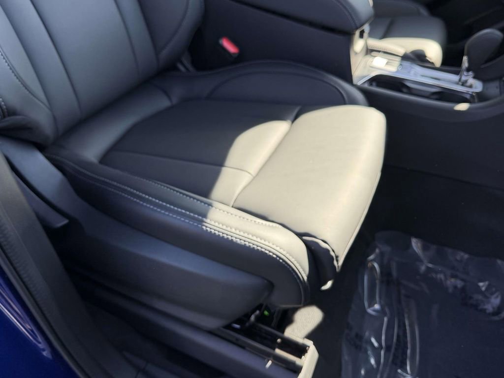 Used 2026 Subaru Ascent Premium AWD/4WD image 11