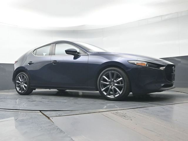 Used 2019 MAZDA MAZDA3 AWD Hatchback w/ Preferred Pkg image 31