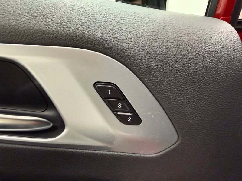 New 2026 Chrysler Pacifica Limited image 28