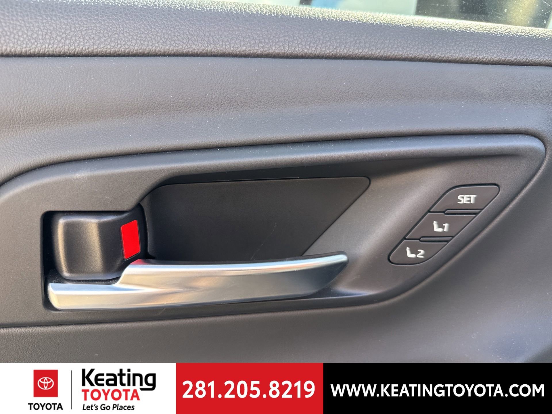 Used 2023 Toyota Crown Platinum image 12