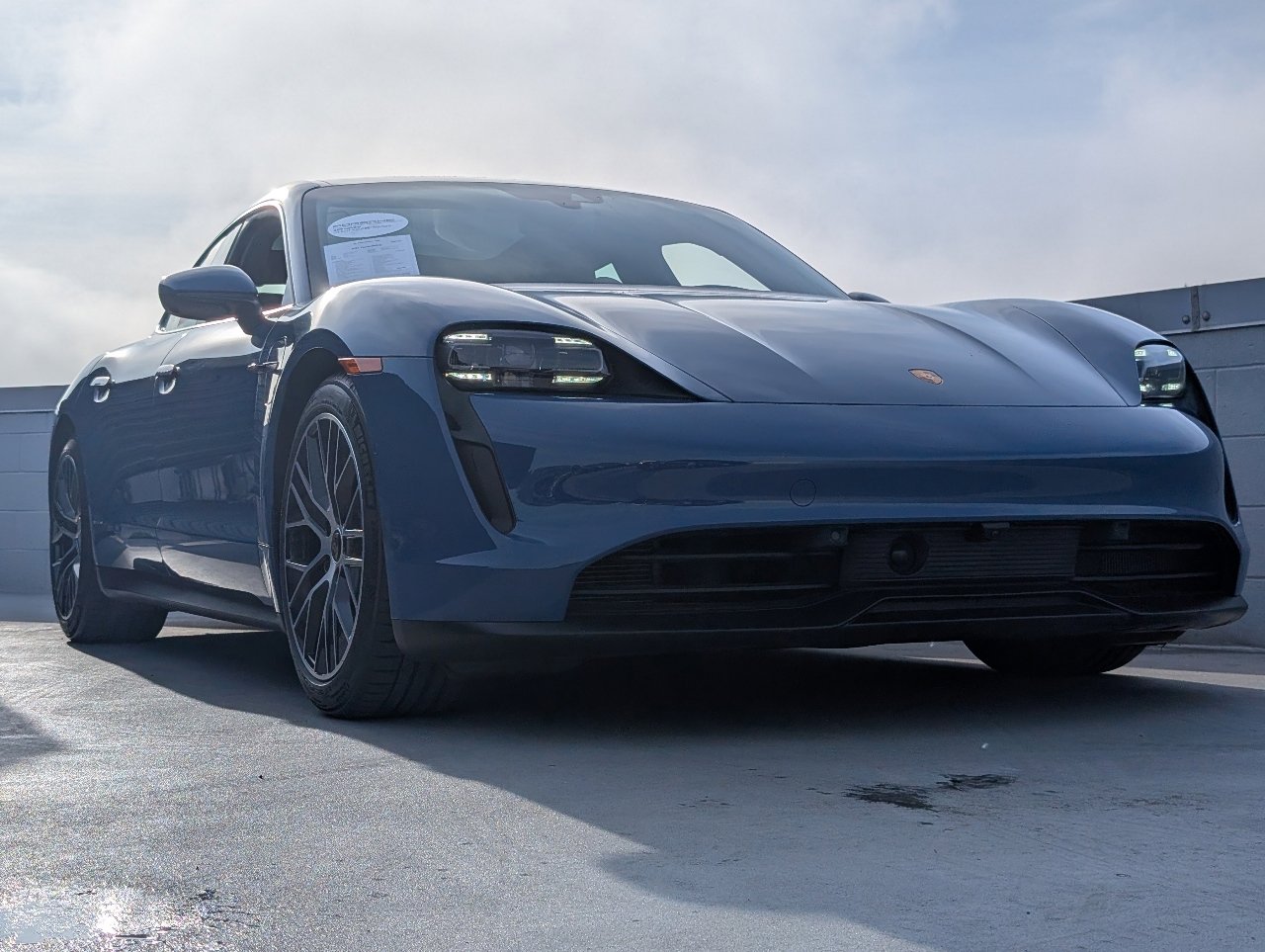 Used 2024 Porsche Taycan image 25