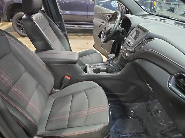 Used 2023 Chevrolet Equinox RS image 12