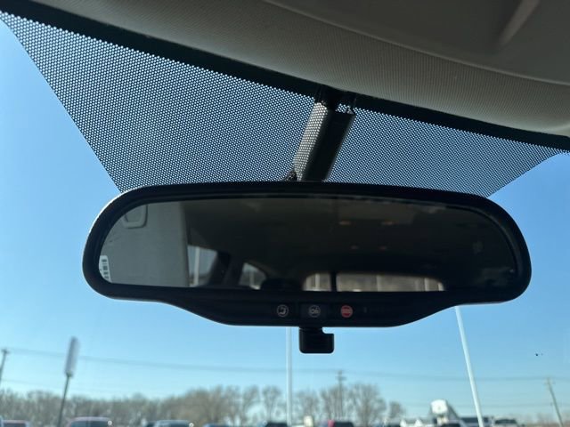 Used 2017 Chevrolet Traverse LT image 30