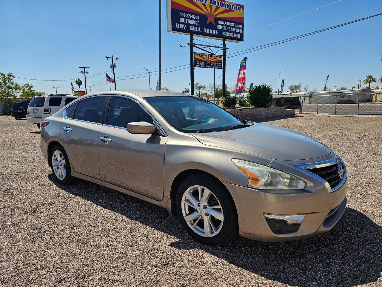 Used 2015 Nissan Altima 2.5 SV image 1