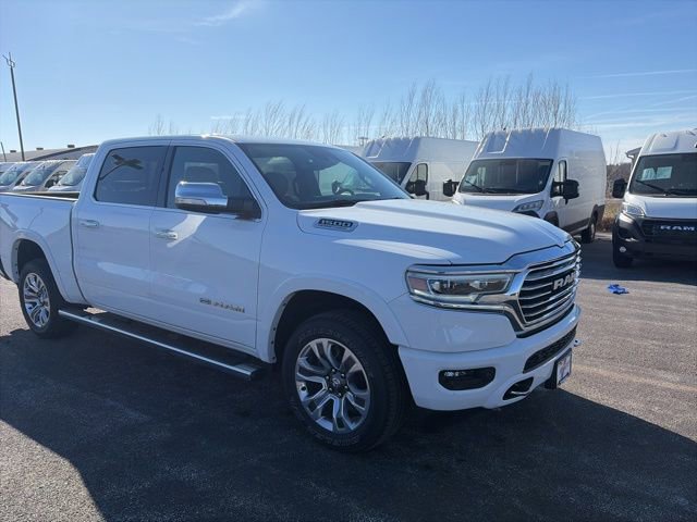 Used 2022 RAM 1500 Limited w/ Body Color Bumper Group AWD/4WD image 8