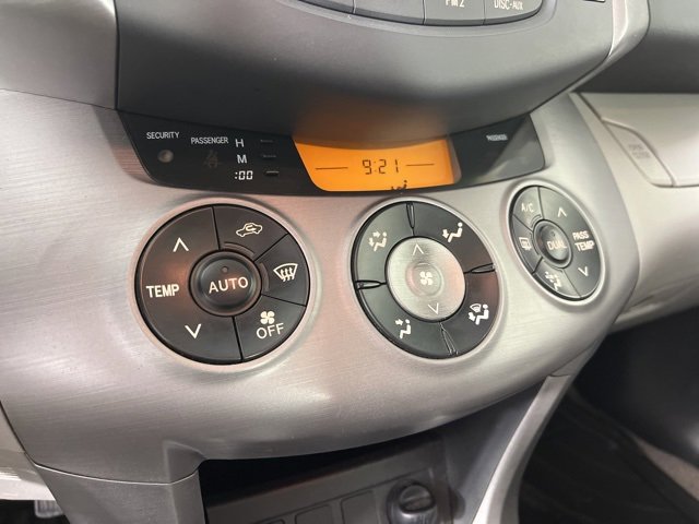 Used 2008 Toyota RAV4 Limited image 11