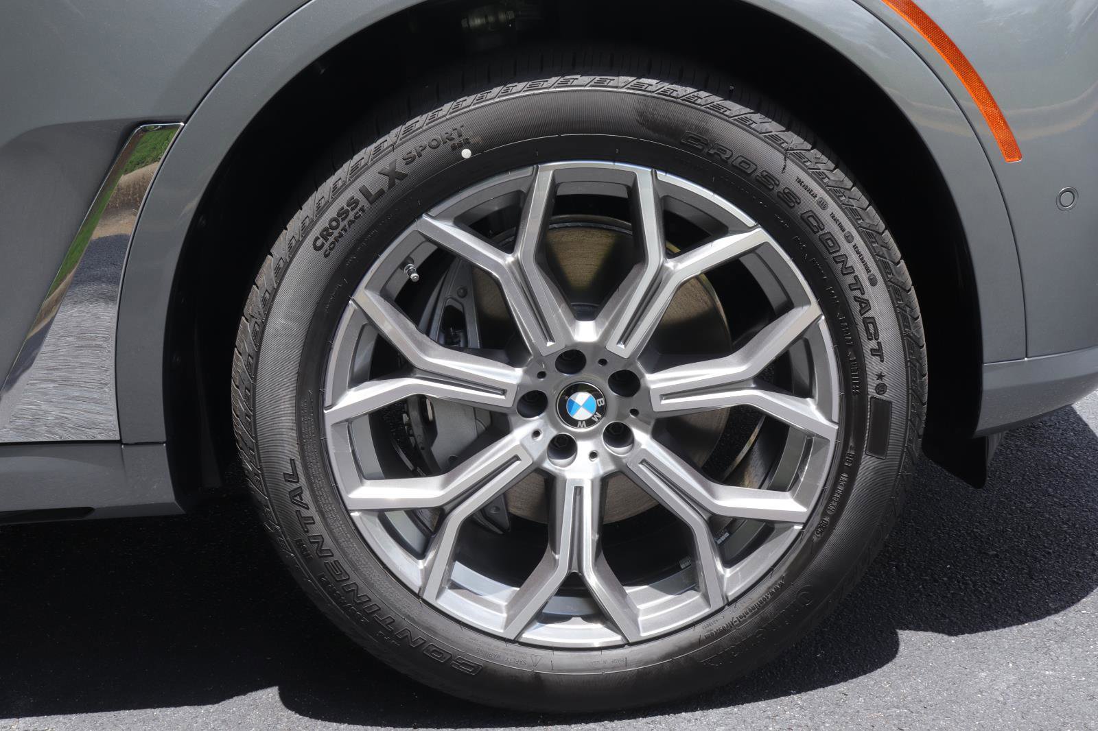 New 2026 BMW X7 xDrive40i w/ Premium Package image 47