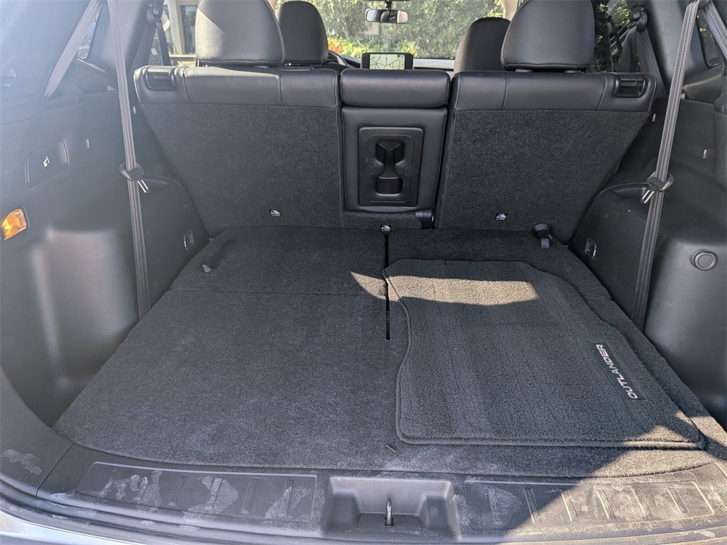 Used 2024 Mitsubishi Outlander SE image 31