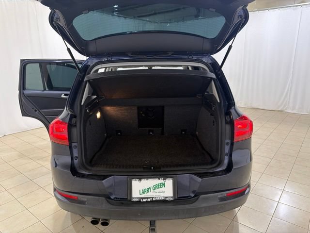 Used 2016 Volkswagen Tiguan SEL FWD image 23
