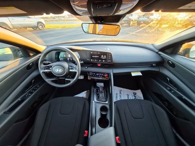 New 2026 Hyundai Elantra Sport image 6