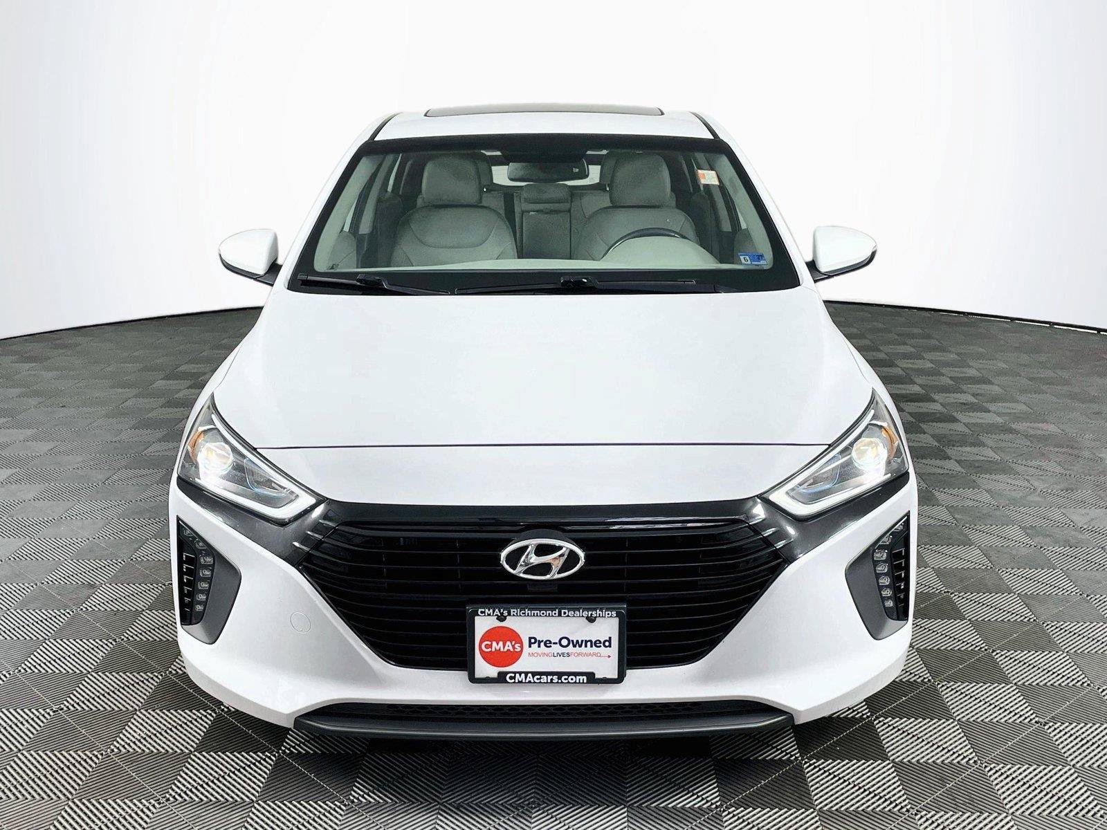 Used 2017 Hyundai Ioniq Limited FWD image 2