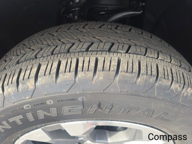 New 2026 Chevrolet Suburban LS image 38