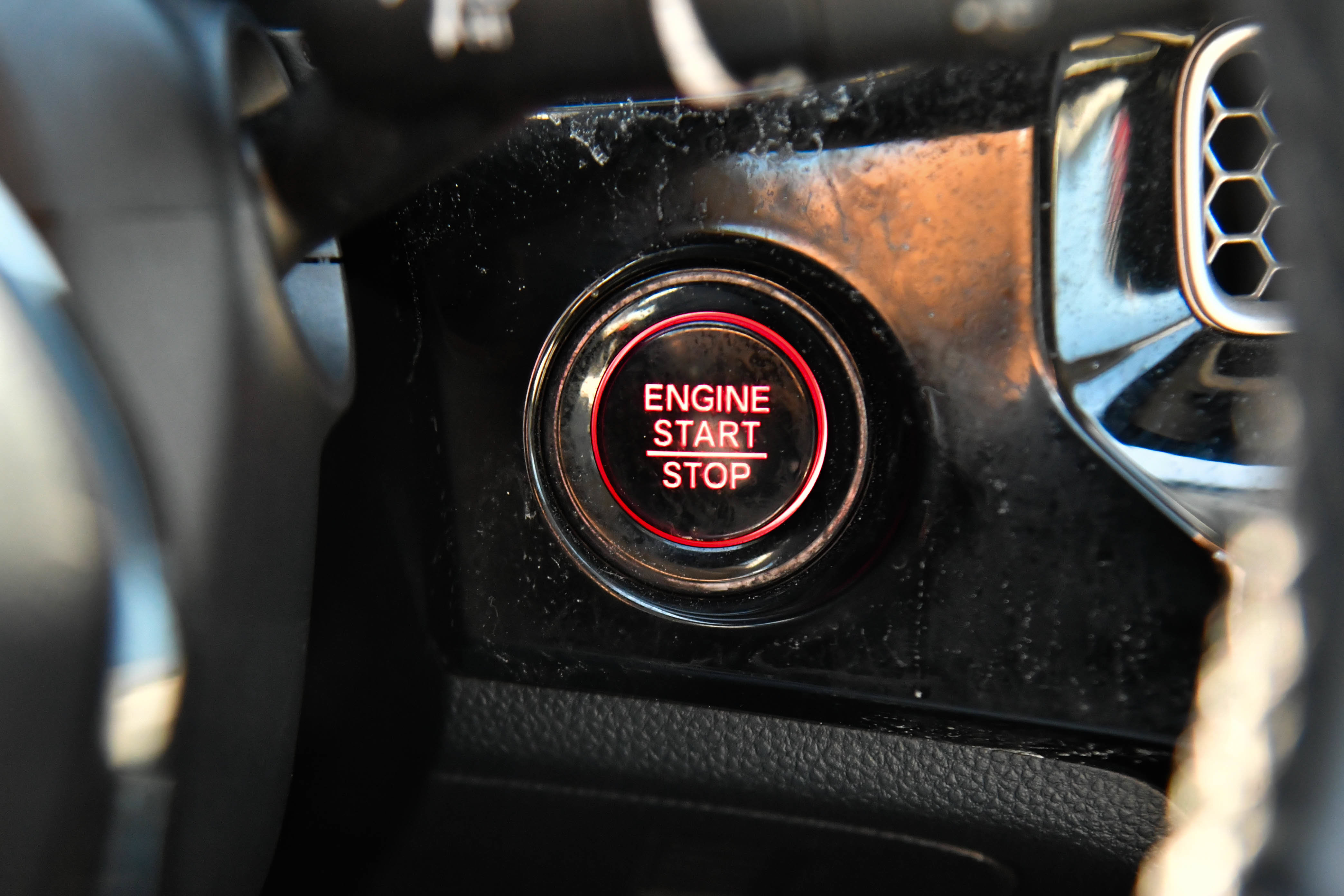 Used 2024 Honda Civic EX-L image 27