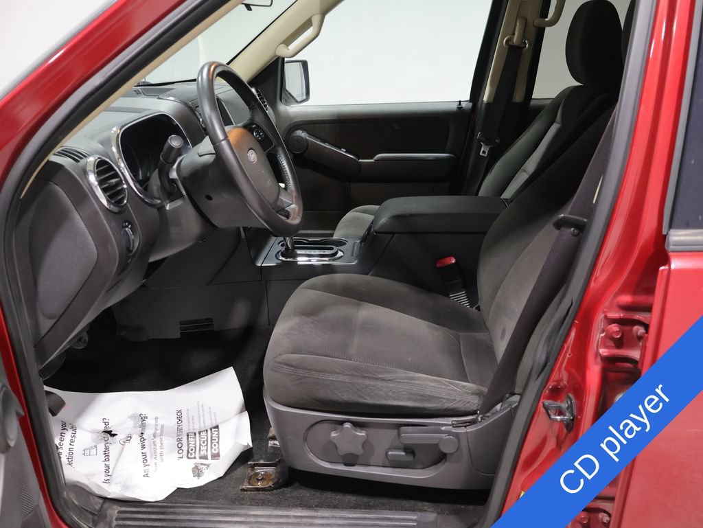 Used 2010 Ford Explorer XLT AWD/4WD image 2