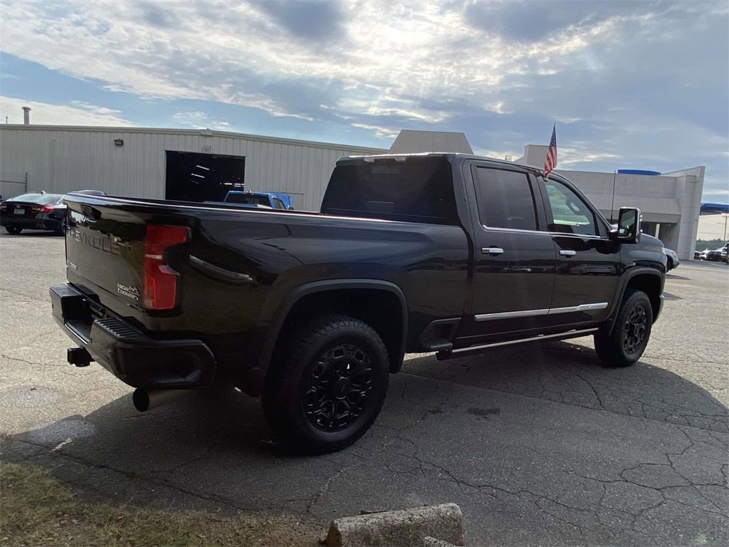 Used 2025 Chevrolet Silverado 2500 High Country w/ High Country Premium Package image 5