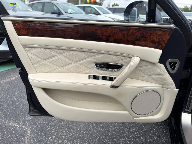 Used 2014 Bentley Flying Spur W12 AWD/4WD image 10