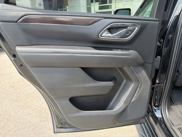 Used 2023 GMC Yukon SLE AWD/4WD image 38