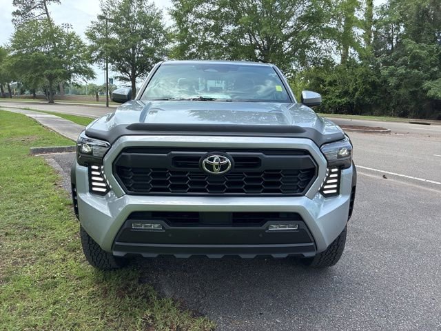 Used 2025 Toyota Tacoma TRD Off-Road w/ TRD Off Road Upgrade Package AWD/4WD image 7