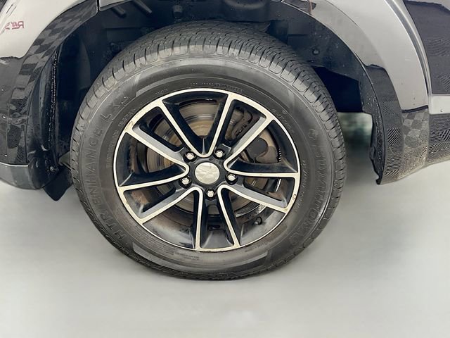 Used 2017 Dodge Journey SE w/ Flexible Seating Group FWD image 33