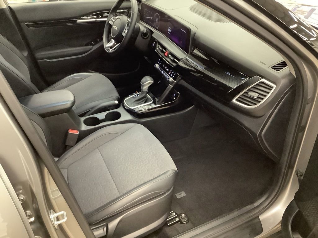 Certified 2024 Kia Seltos X-Line AWD/4WD image 13