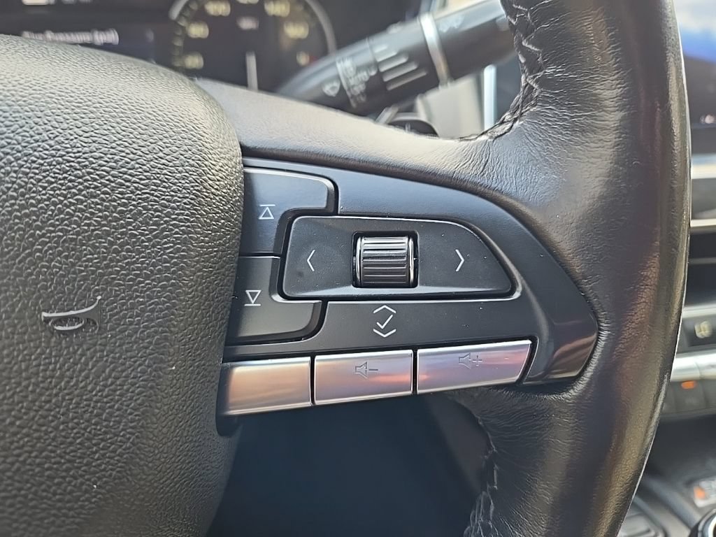 Used 2023 Cadillac CT5 Luxury w/ Sun And Sound Package AWD/4WD image 18
