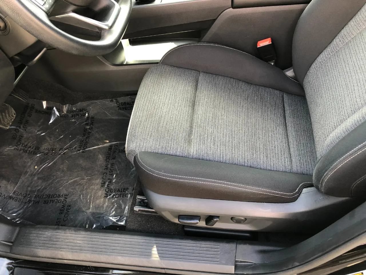 Used 2023 Nissan Rogue SV AWD/4WD image 15