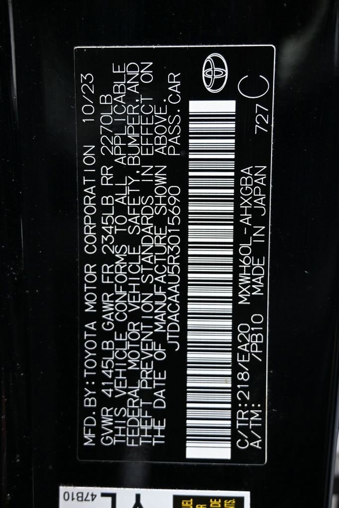 Used 2024 Toyota Prius XLE image 39