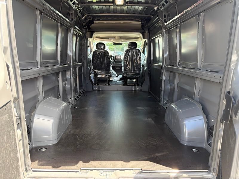 New 2026 RAM ProMaster 2500 w/ Convenience Group FWD image 13
