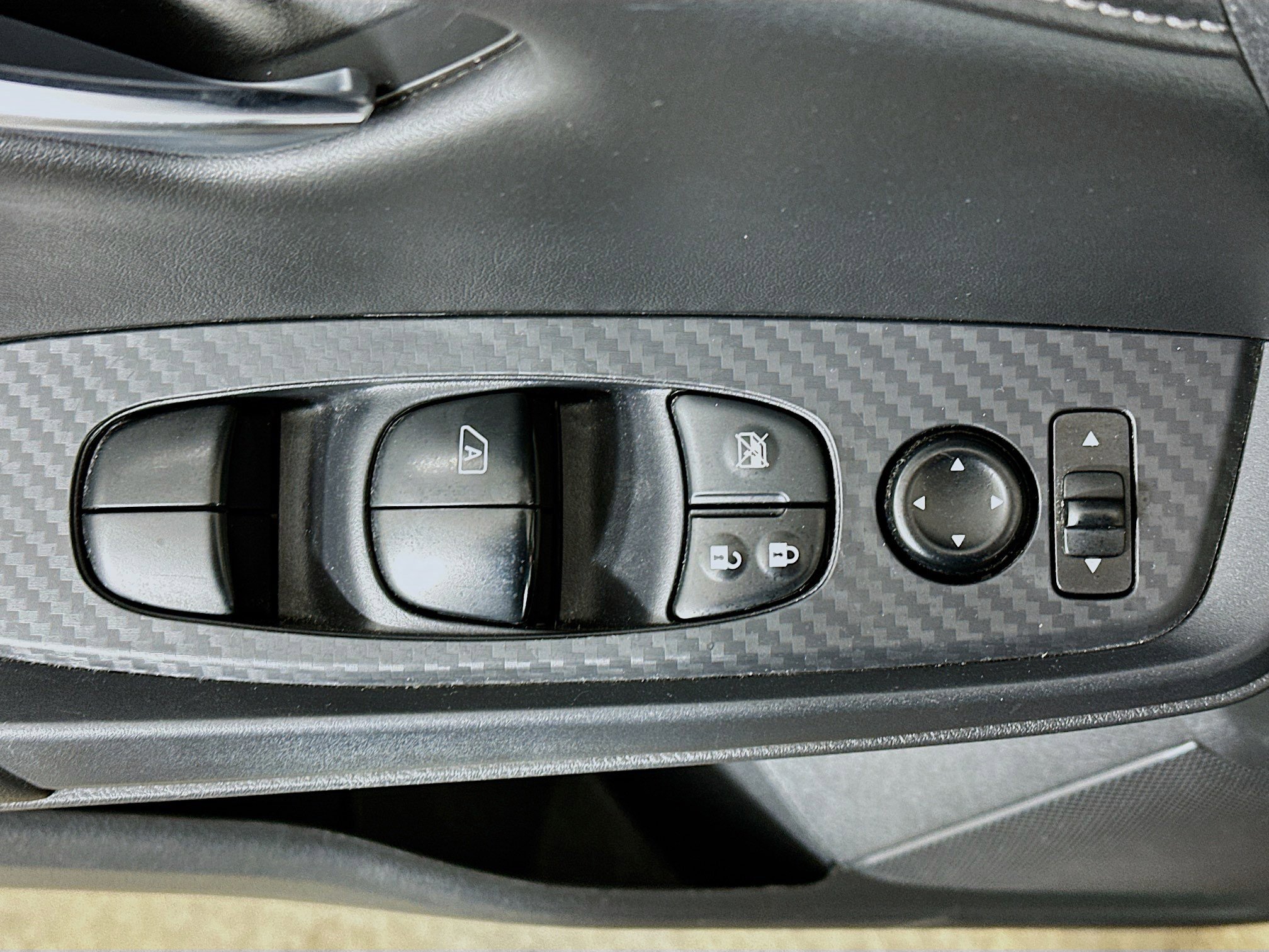 Used 2024 Nissan Sentra SV image 15