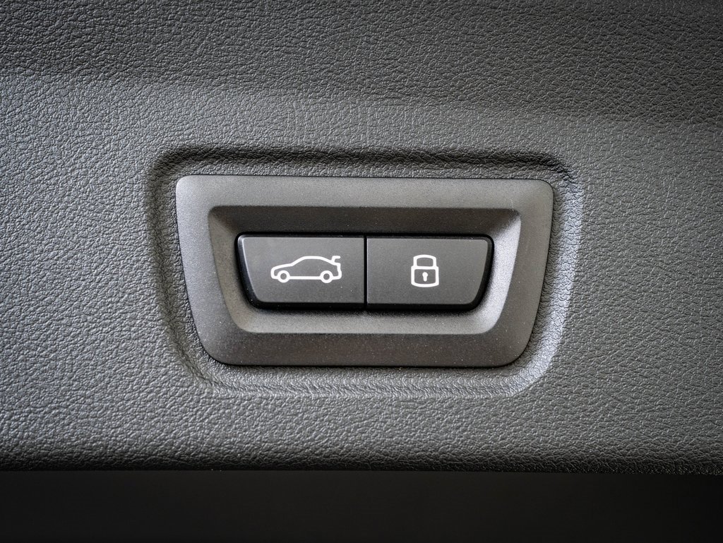 Used 2025 BMW i4 M50 image 19