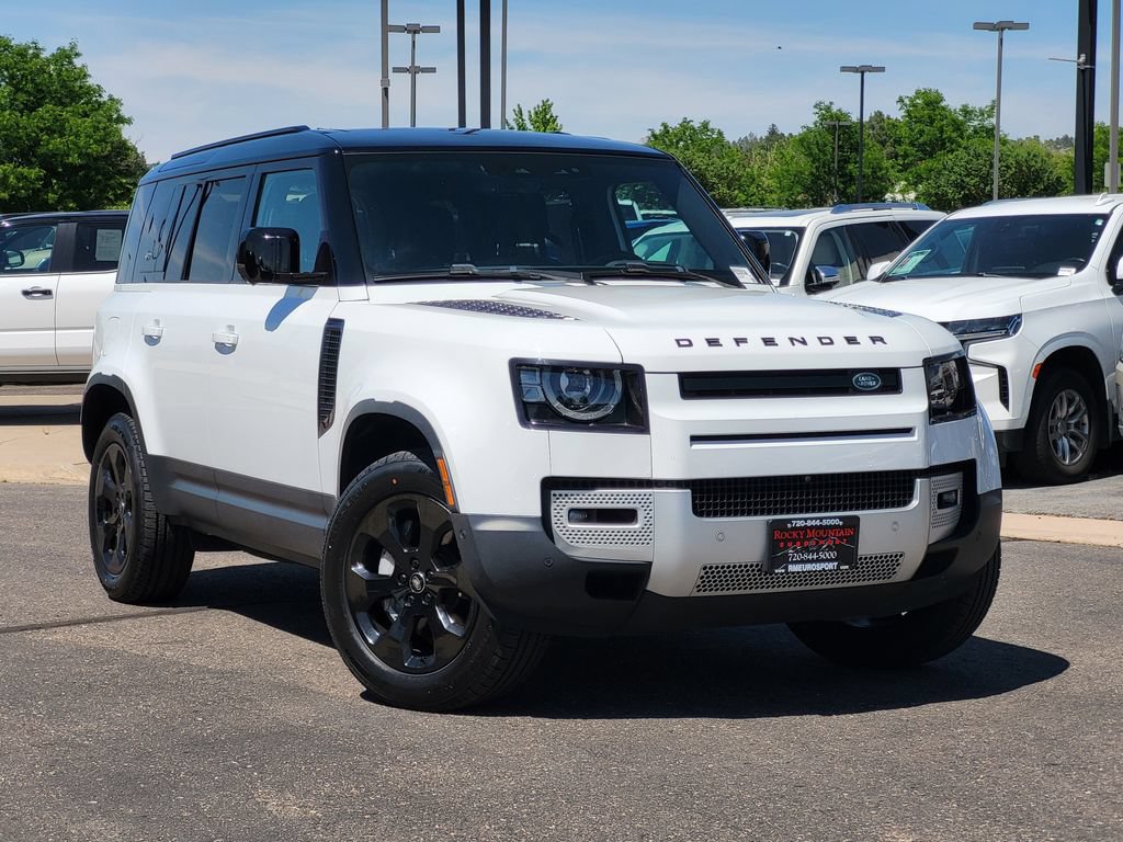 Used 2023 Land Rover Defender 110 SE AWD/4WD image 2