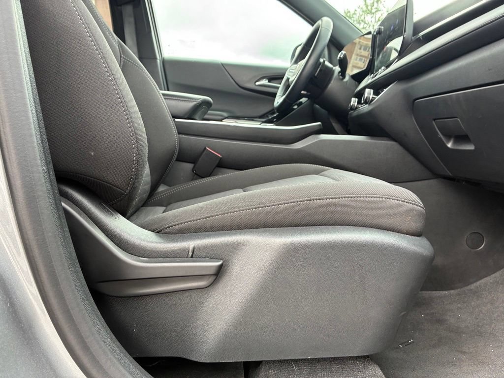 Used 2026 Chevrolet Equinox LT AWD/4WD image 57