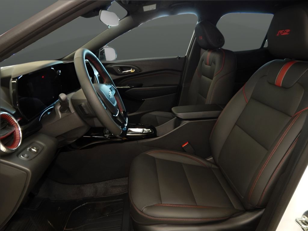 Used 2026 Chevrolet Trax RS w/ Driver Confidence Package image 18