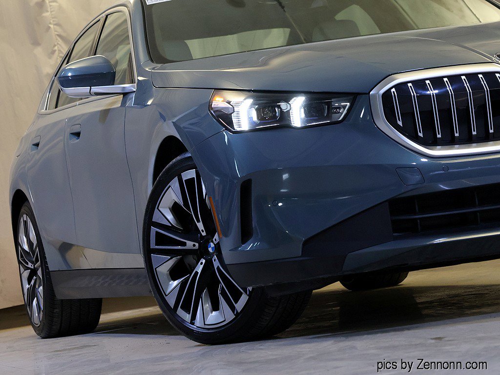 Certified 2025 BMW 540i xDrive image 4