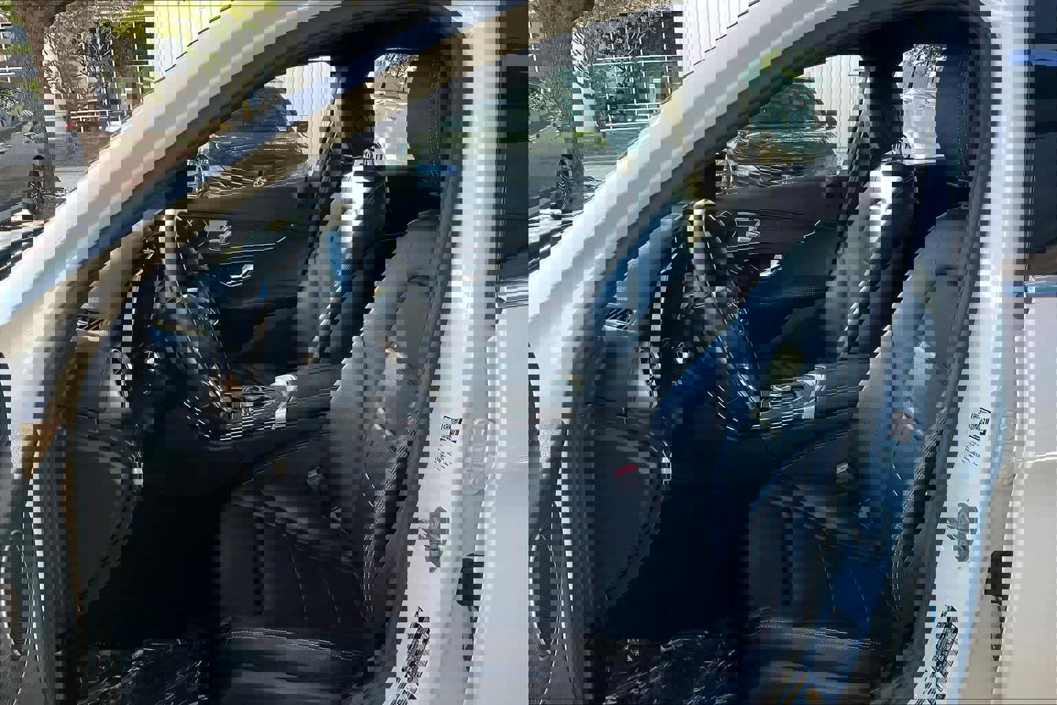 Used 2020 Mercedes-Benz C 300 4MATIC Sedan image 8